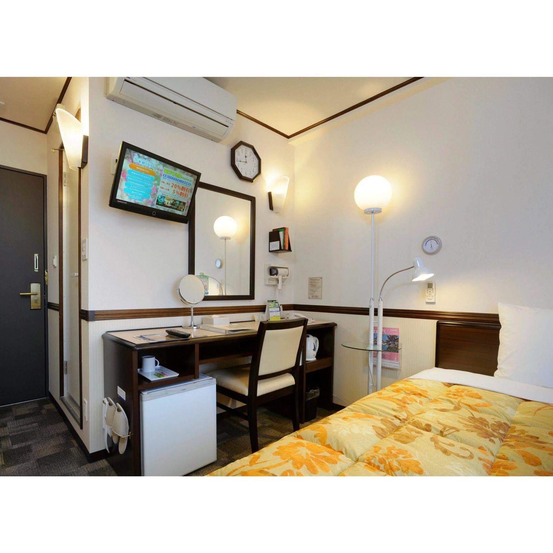 Toyoko Inn Ґіфу Екстер'єр фото