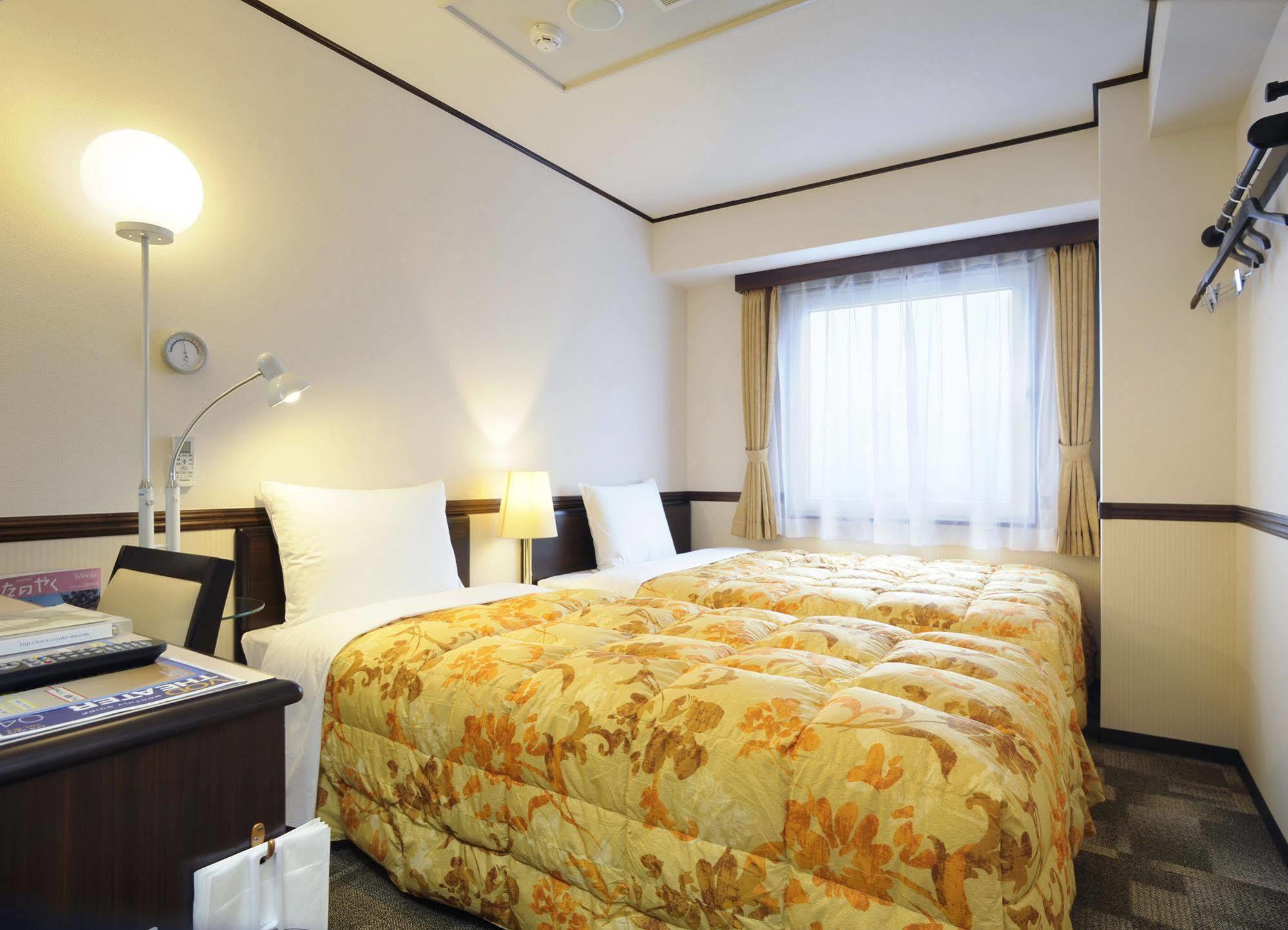 Toyoko Inn Ґіфу Екстер'єр фото